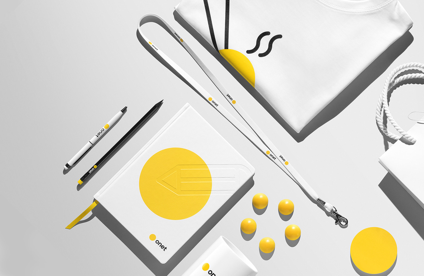 波蘭創(chuàng)意網(wǎng)站Onet品牌設(shè)計——品牌戰(zhàn)略升級案例，深圳品牌設(shè)計，深圳品牌策劃，品牌戰(zhàn)略升級，左右格局