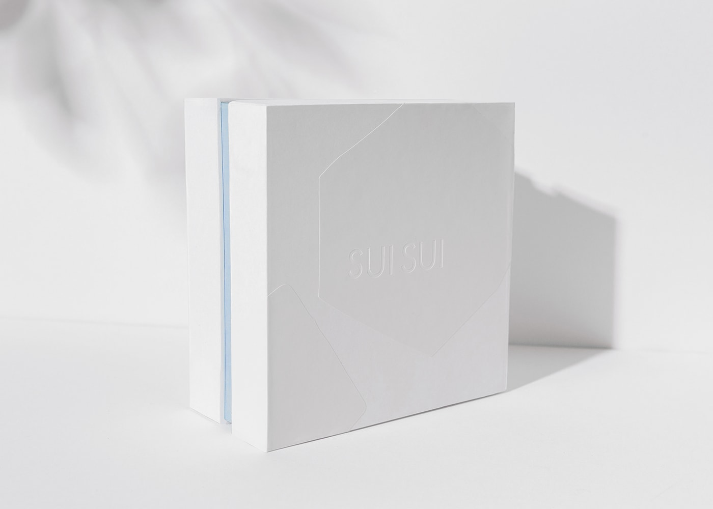 時尚 SuiSui 珠寶品牌設計和創意戰略定位 時尚 SuiSui 珠寶品牌設計和創意戰略定位,時尚珠寶品牌設計,品牌戰略定位,深圳品牌設計,左右格局